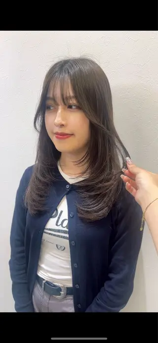 ロング 🎀ハイトーン特化 konomi🎀のヘアスタイル
