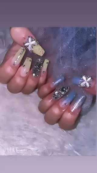 ネイル 高草木 桃香のネイルデザイン