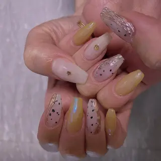 ネイル 吉岡 裕子のネイルデザイン