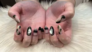 ネイル ティーエヌ 金山駅東口店のネイルデザイン