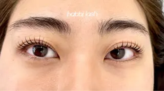 マツエク・マツパ EEネイルサロン所属・まつ毛パーマ專門 BEAUTYのマツエク・マツパデザイン