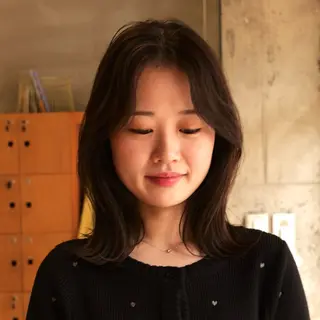 ミディアム 木下 有希のヘアスタイル
