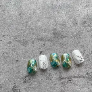 ネイル イハナ ihanaのネイルデザイン