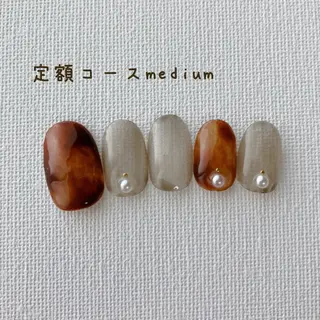 ネイル Ema salon satomiのネイルデザイン