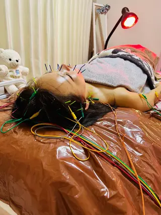 美容鍼灸サロン mahoroba院長のエステ・リラクイメージ