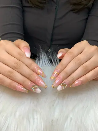 ネイル Cloudy Chan 歌舞伎町のネイルデザイン