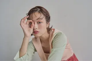 カラー ヨシダ コナミのヘアスタイル