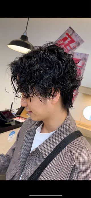 ショート メンズパーマ 岩成健志郎のヘアスタイル