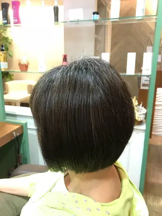 ショート 川村 綾のヘアスタイル