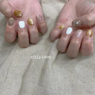 ネイル charme所属・. SHIORIのネイルデザイン