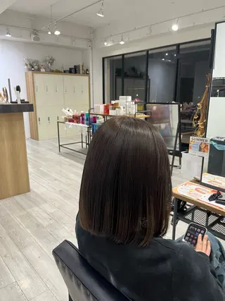 ミディアム 殿北 茉奈のヘアスタイル
