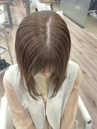 ミディアム カラー 德本 奈名美のヘアスタイル