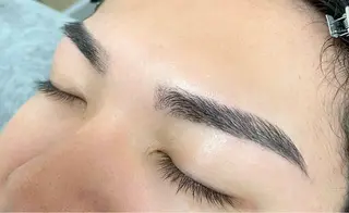 アイブロウ 鎌田 梨菜🪄︎︎の眉毛・アイブロウイメージ