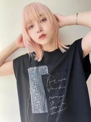 カラー 透明感ブリーチ ハイトーンウエダのヘアスタイル