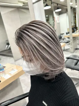 ショート カラー りょうへい/ 全頭ブリーチ/渋谷のヘアスタイル