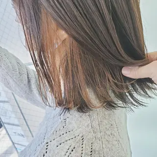 ミディアム カラー レイヤーカット/ ウルフカット/大橋 のヘアスタイル