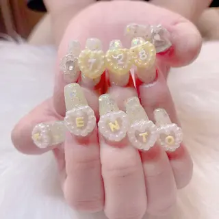 ネイル Mari 🎀六月移転のネイルデザイン