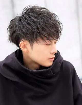 カラー MEN'S FEEL心斎橋所属・森重 創太のヘアスタイル