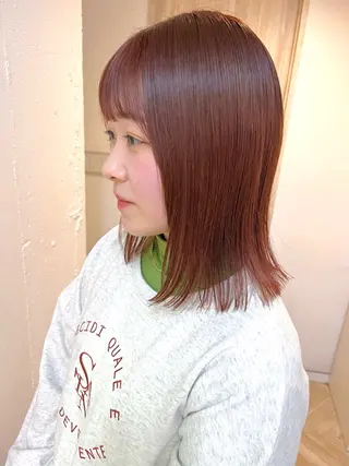 ショート カラー ボブ・レイヤー/ ベージュカラーのヘアスタイル