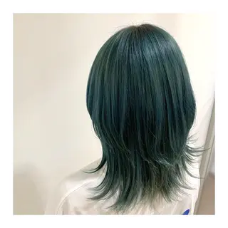 セミロング カラー あべ ゆうかのヘアスタイル