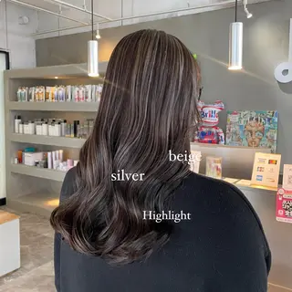 カラー ハイトーンカラー🩵 指名多数💗横山聖奈のヘアスタイル