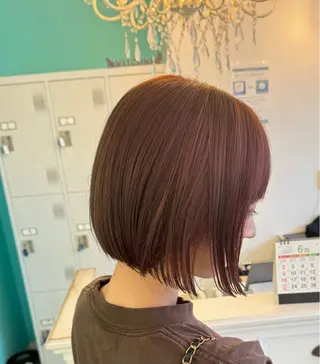 ショート カラー サロンドシオリ所属・サロンド シオリのヘアスタイル