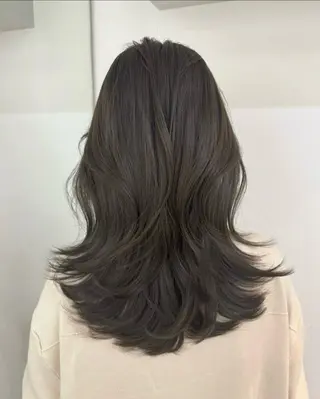ロング 🫧柔らかパーマ/ 艶髪カラーあいり🤍のヘアスタイル