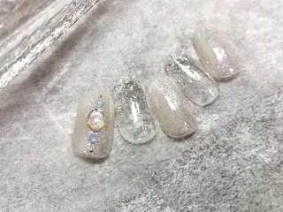 ネイル 梅津 郁美のネイルデザイン