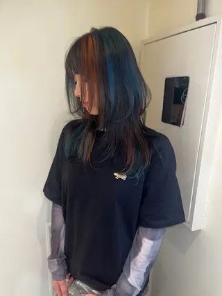 ロング カラー 🦮shiori アイドルオタク🦮のヘアスタイル