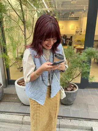 セミロング カラー レイヤーパーマ、ボブ 小須田ゆあのヘアスタイル