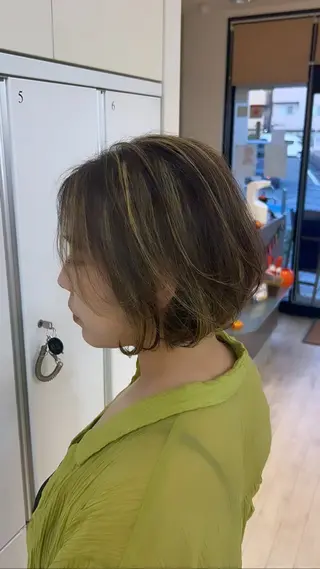 カラー やまもと ほなみのヘアスタイル