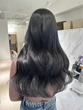 ロング YOLO 渋谷 RIONAのヘアスタイル