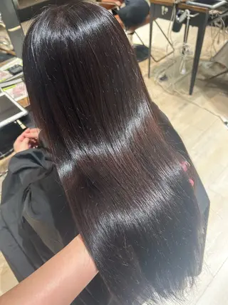 ロング カラー 𝒎𝒊𝒚𝒖 /韓国ヘア🩶のヘアスタイル