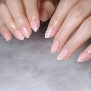 ネイル Eyelash salon mee所属・小船 莉穂のネイルデザイン