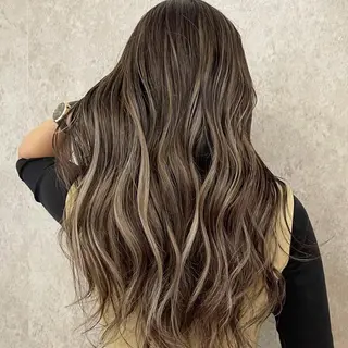 セミロング カラー ショートカット無料 🩰🤎miharuのヘアスタイル