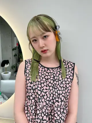 カラー 艶ブリーチ/表参道 ハイトーン /実乃梨のヘアスタイル