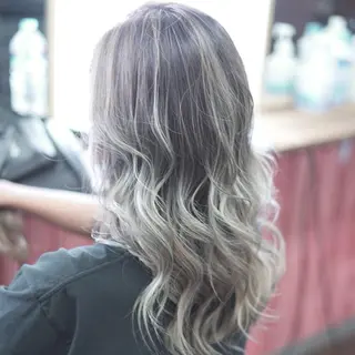 セミロング カラー Crystal 船橋のヘアスタイル