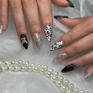 ネイル tener 🖤yua🖤のネイルデザイン