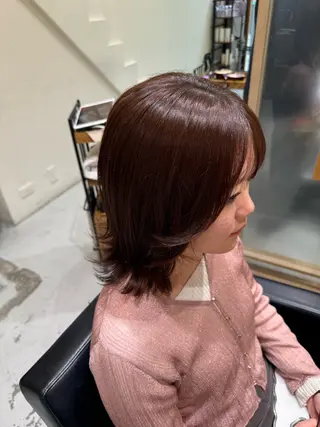 ミディアム 透明感カラー/顔周り カット/レイヤーにかのヘアスタイル