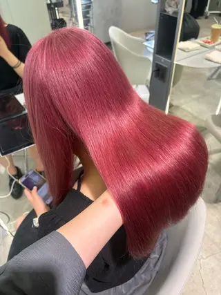 カラー Harune/うる艶 ハイトーンのヘアスタイル