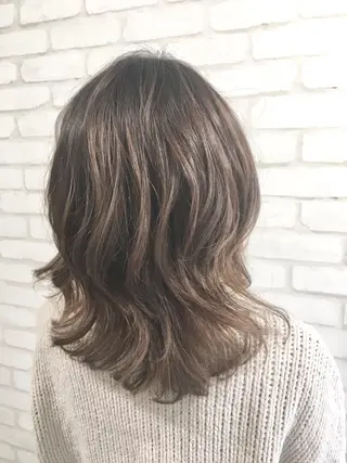 ミディアム RecheRche 池袋のヘアスタイル