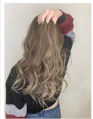 ミディアム カラー カラーリスト菅澤 岳のヘアスタイル