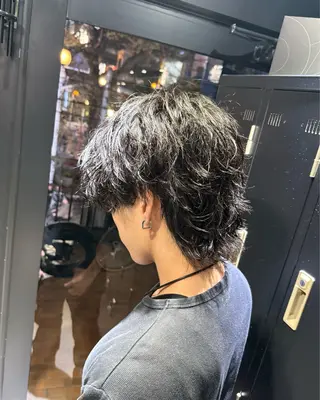 ショート パーマ メンズ 難波/メンズウルフ・ フェザーパーマ鶴田文のヘアスタイル