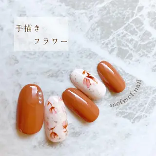 ネイル mofmofnail 🌿shimizuのネイルデザイン