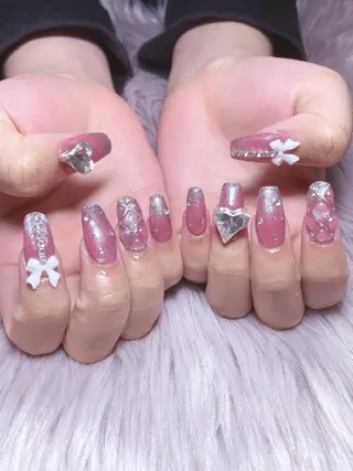 ネイル 稲垣 江梨花のネイルデザイン