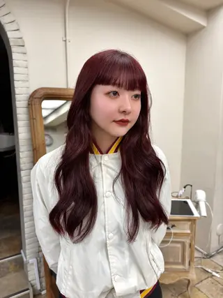 ロング カラー Gigi 代々木所属・りこ 🐈‍⬛韓国艶カラーのヘアスタイル