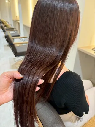 ロング 鈴木 彩香のヘアスタイル