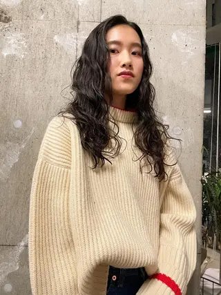 ロング パーマ 高橋 涼香のヘアスタイル