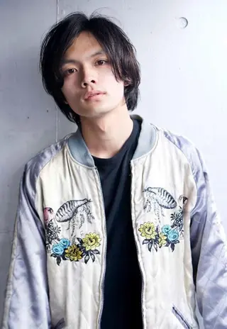 ミディアム パーマ メンズ Steelo  渋谷所属・✴︎赤み除去カラー daichi✴︎のヘアスタイル