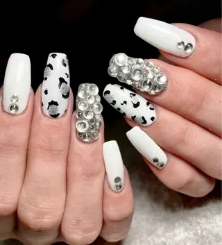 ネイル Liennail 持込デザインやり放題のネイルデザイン